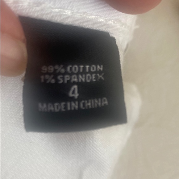 London Jean Women's White Jeans Size 4 - Picture 8 of 9